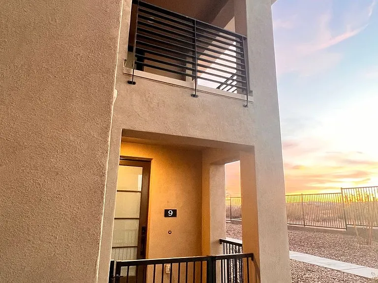 2121 W Sonoran Desert Dr #9 — Photo 1