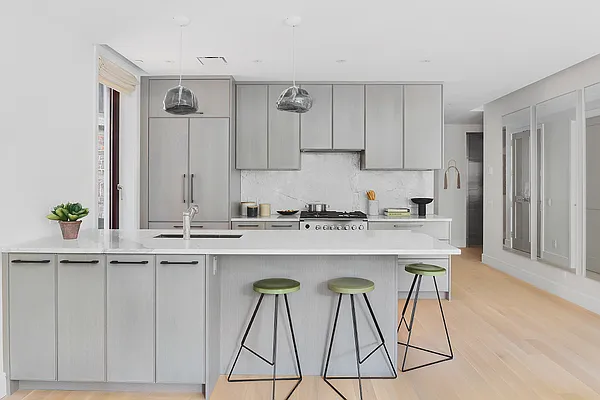 Sold by Douglas Elliman | media 16