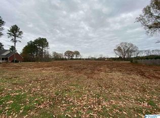 2106 Covington Ln, Decatur, AL 35603