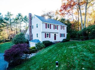 9 Stuart Ave, Plymouth, MA 02360