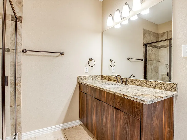 134 Canales Cir — Photo 17