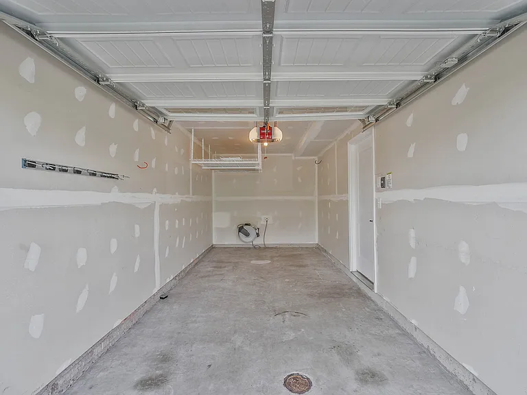 10711 Hinton Way — Photo 46