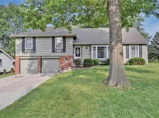 10719 Spruce Ave, Kansas City, MO 64137