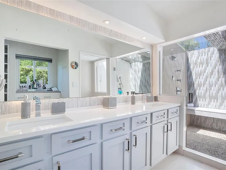 1041 Tuscany Pl — Photo 15