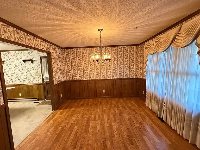 6811 Oakdale Rd — Photo 10