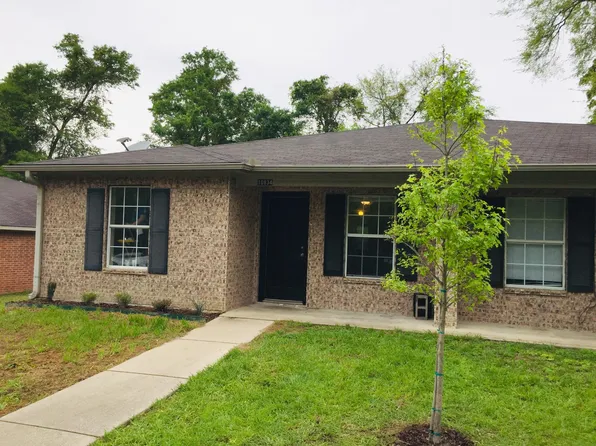 10834 Kiamichi Dr, Tyler, TX 75703