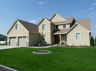 2920 Bosch Ct, Pasco, WA 99301