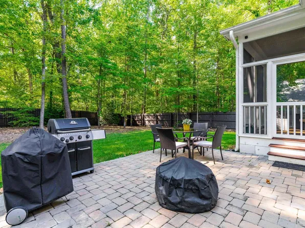 117 Normandale Dr, Cary, NC 27513