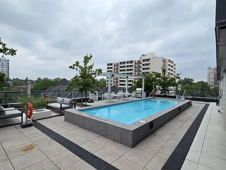 370 Martha St #301 — Photo 23