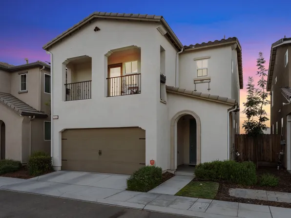 650 N Elise Ln, Fresno, CA 93727