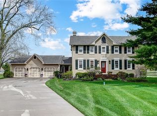 9480 Yankee St, Centerville, OH 45458