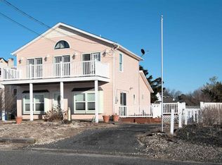 502 Beach Ave, Villas, NJ 08251