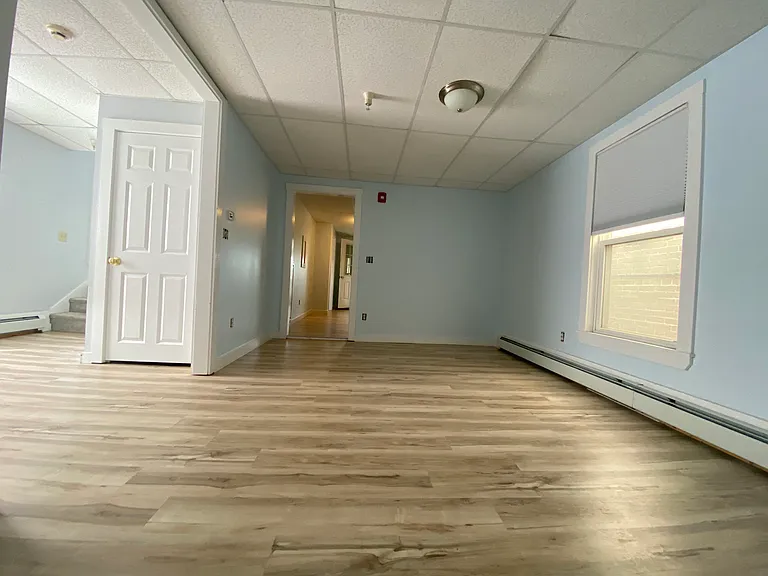 12 Main St #1 — Photo 9