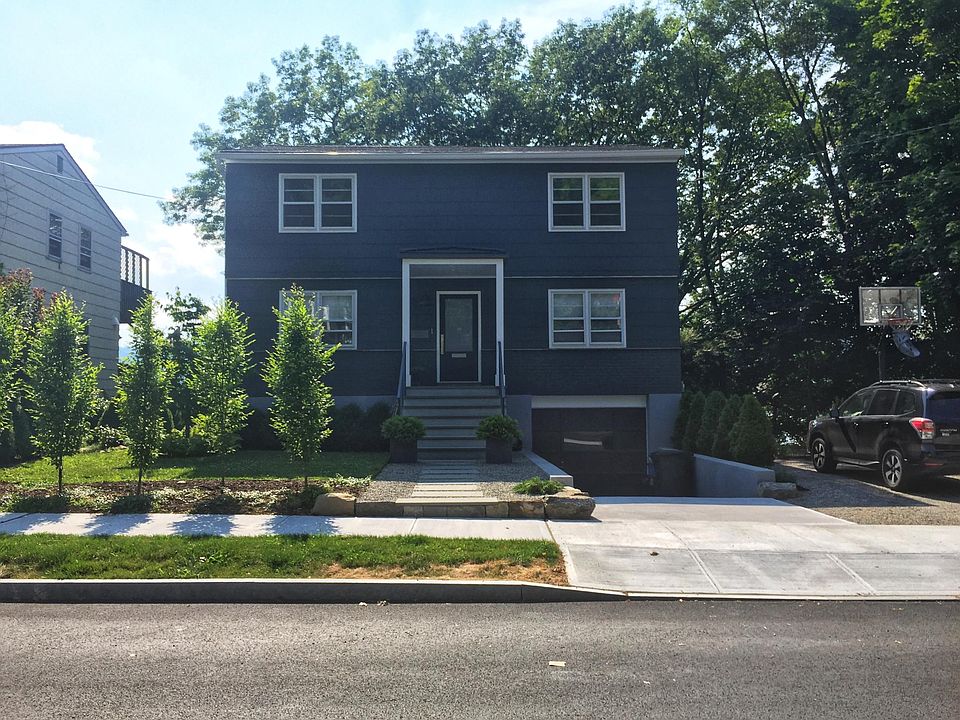 1st image of 357 Warburton Ave #2
