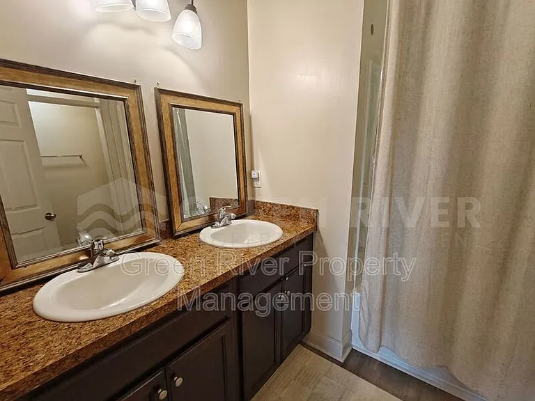 3107 Zeyno Dr — Photo 26