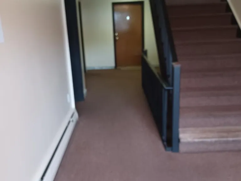 111 Broad Ave — Photo 2