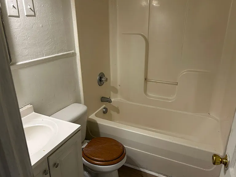 1005 Nancy Ln — Photo 12