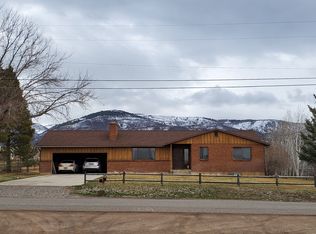 586 N Milburn Rd, Fairview, UT 84629