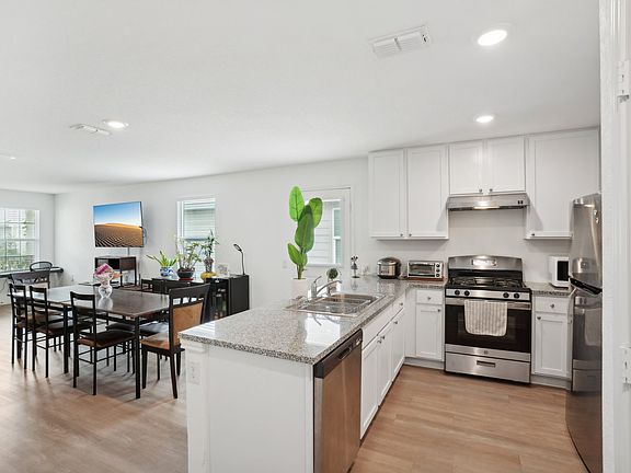 4th image of 4539 Emma Way