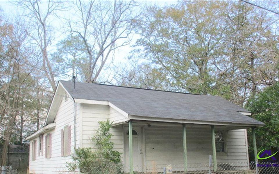 1st image of 301 Fagan Cir