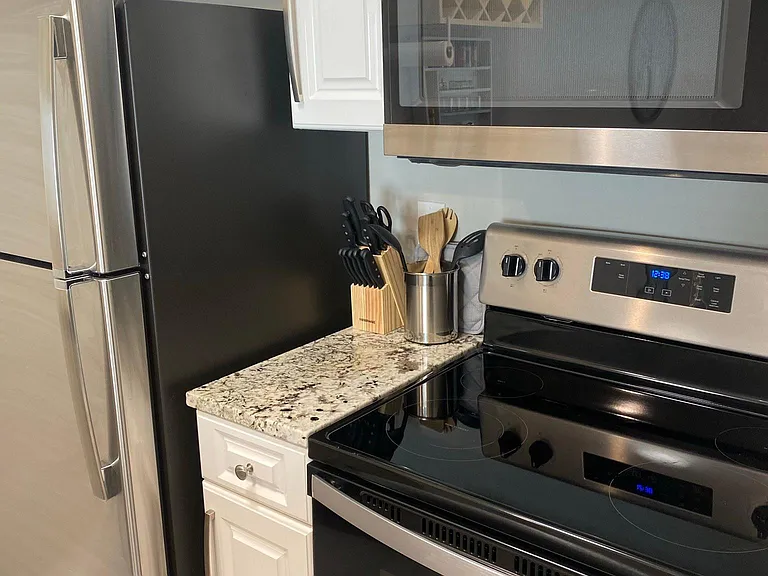 2201 N Garrett Ave #204 — Photo 16