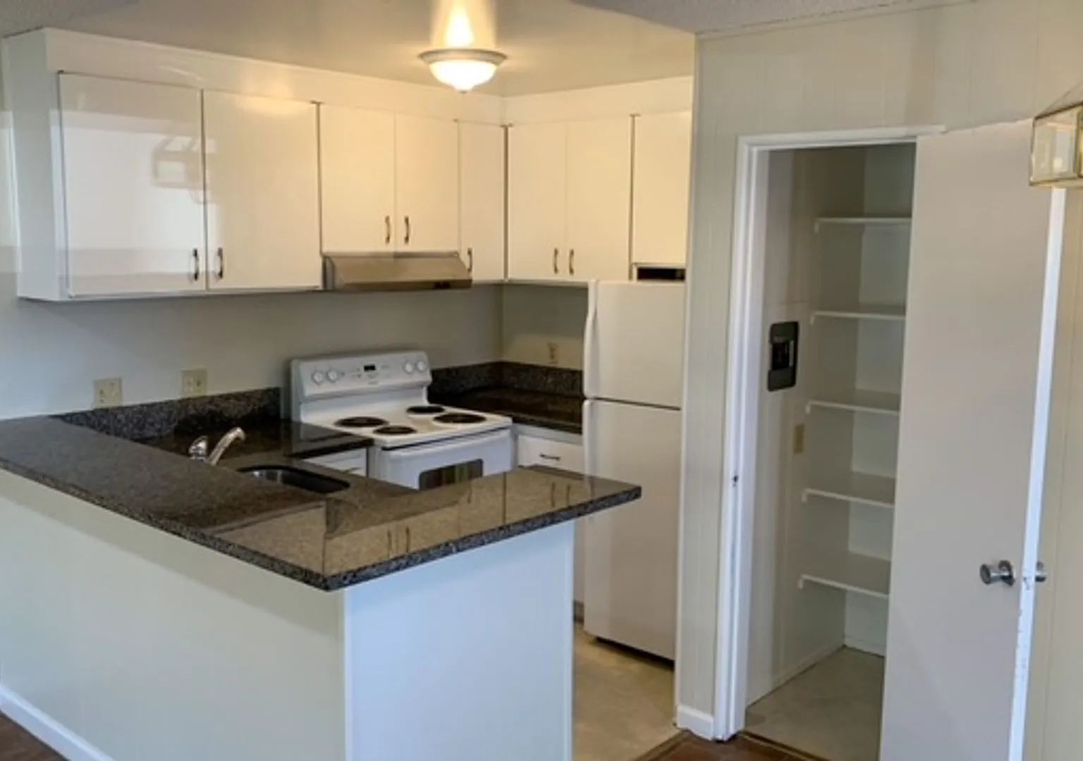 $2,800 / 2 Br /1 Ba - Remodeled Apartment In Irvington Area Of Central Fremont — Photo 1