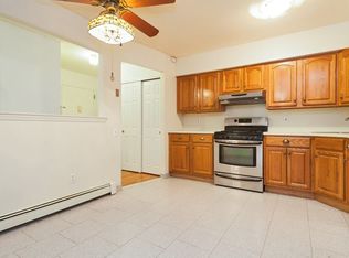 345 92nd St APT 1B, Brooklyn, NY 11209