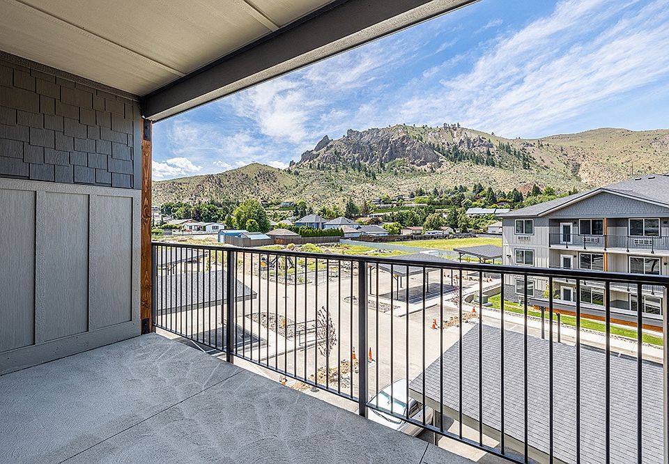 Eleven 01 at Saddlerock 11011105 Red Apple Rd Wenatchee, WA