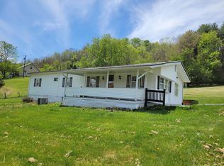21545 Seneca Trl S, Union, WV 24983