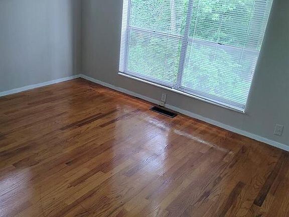 5th image of 2768 Darla Ct #2768