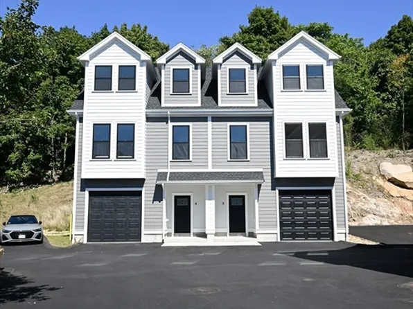 339 Quarry St #4, Quincy, MA 02169