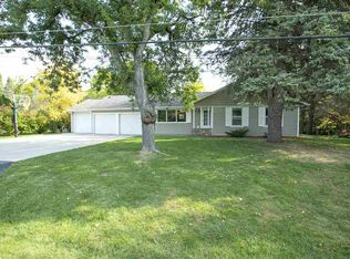 5228 Long Ct, Appleton, WI 54914