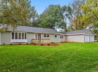 139 E 1st St, Braidwood, IL 60408