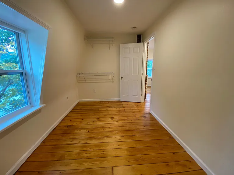 321 Roosevelt Dr #321 — Photo 6