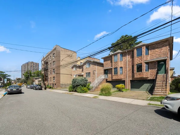 229 Franklin Avenue image 27 of 27