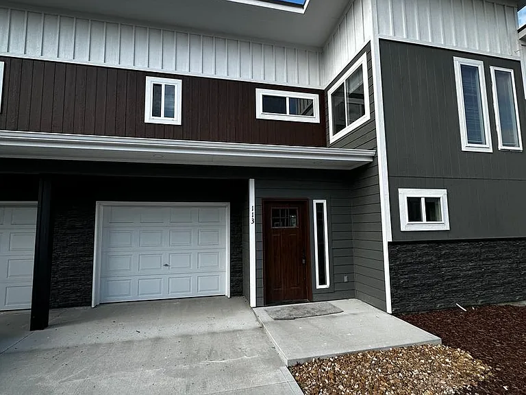 Sedalia Townhomes — Photo 5