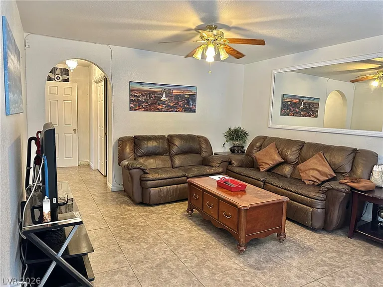 4317 W Oakey Blvd — Photo 11