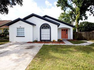 7915 George Washington Ln, Tampa, FL 33637