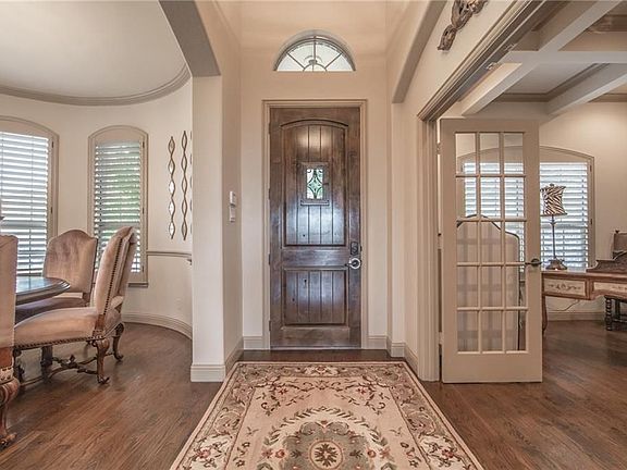 4th image of 620 Hampshire Dr
