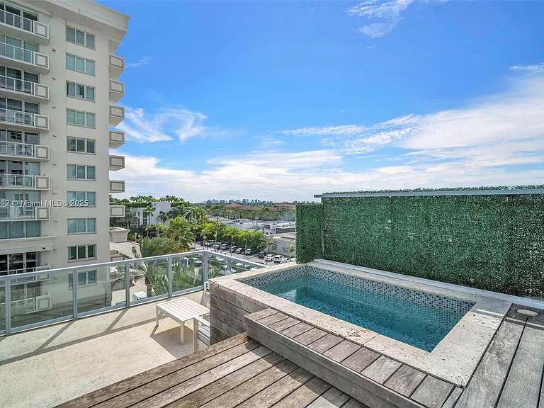 9501 Collins Ave #1 — Photo 48