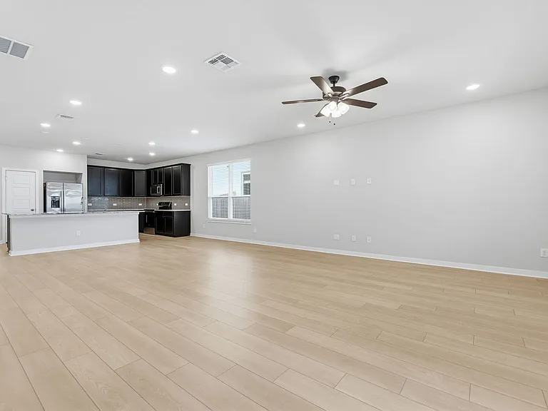 7828 Krenek Tap Dr — Photo 6