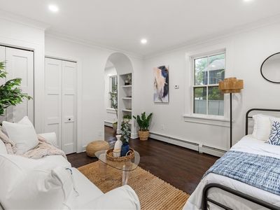 51 Poplar St UNIT 1R, Newport, RI, 02840