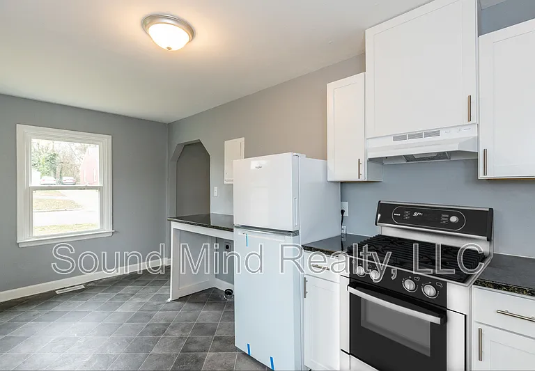 1729 Dallas St — Photo 13