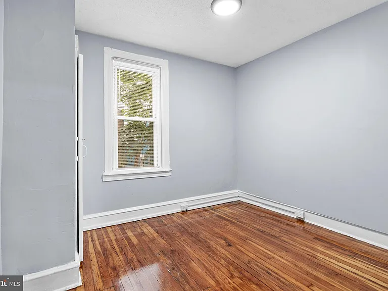 1619 S Conestoga St — Photo 19