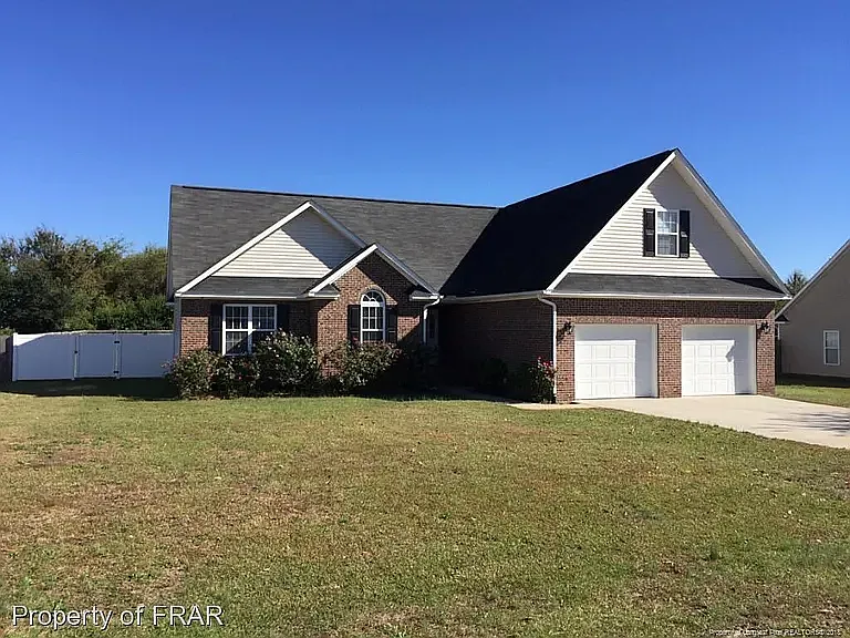 3311 Auburn Dr