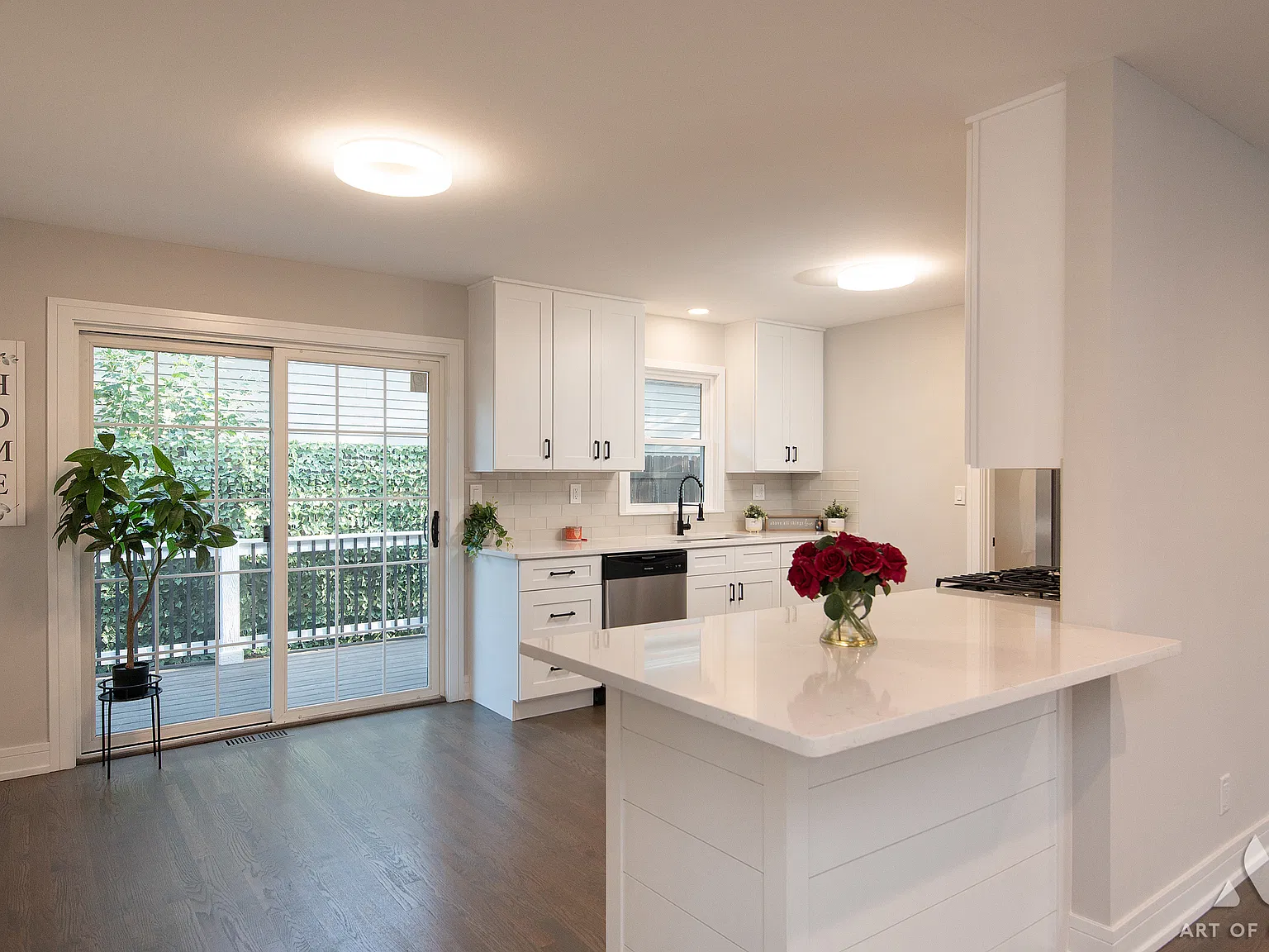2 bed, 1250 sqft, $2,800 — Photo 2