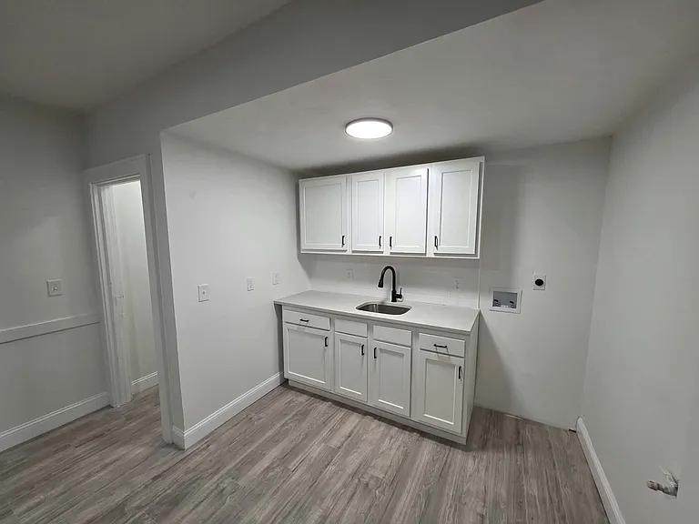 224 Whiting St #2 — Photo 8