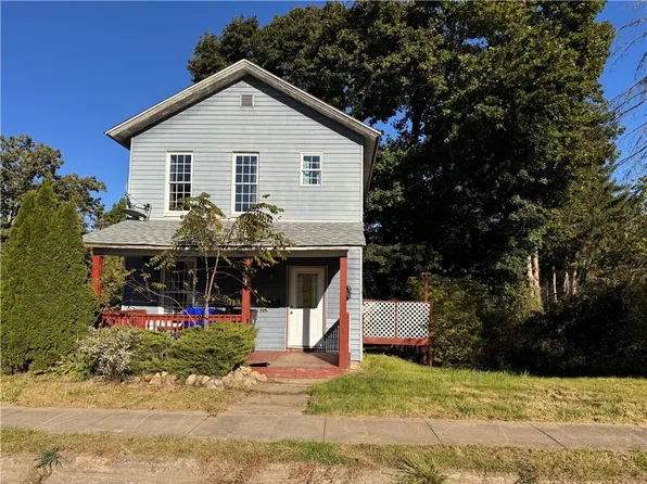 71 N 2nd St, Greenville, PA 16125