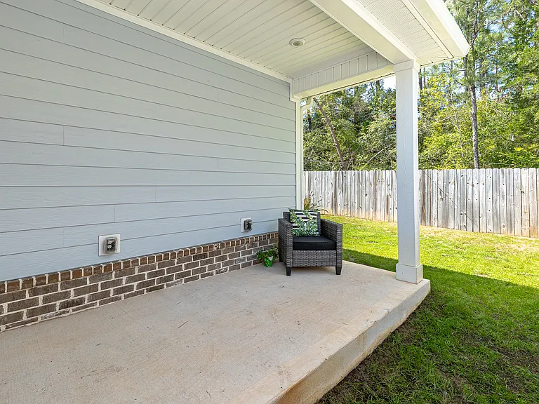 Room for Outdoor Entertaining