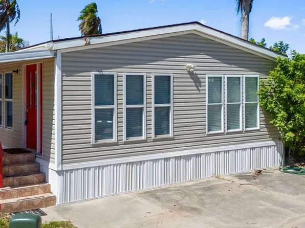 132 E Bonnet Cir #132, Pt Isabel, TX 78578